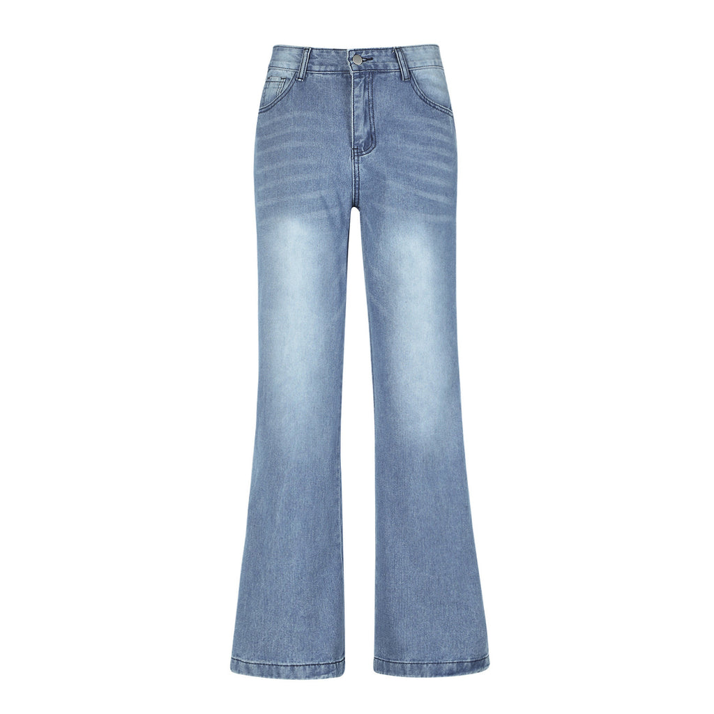 Women's loose-fitting, wide-leg jeans