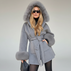 Manteau en laine avec col en fourrure de renard