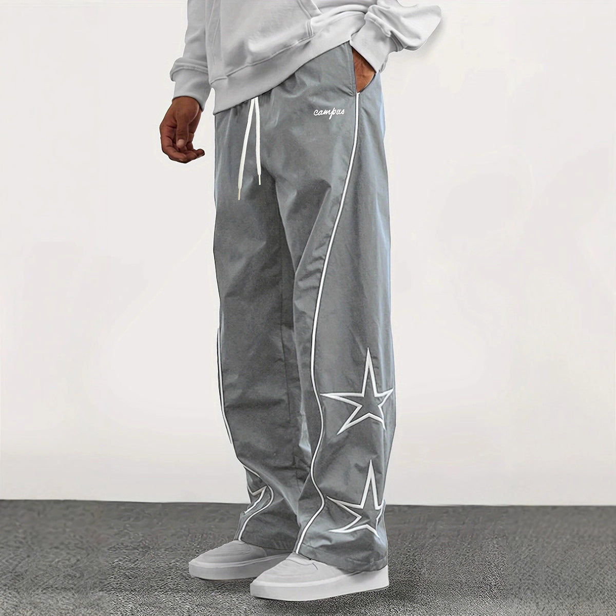 Pantalon décontracté à jambes droites et motif cinq étoiles