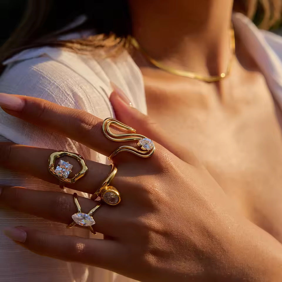 Bague géométrique en zircon et acier inoxydable