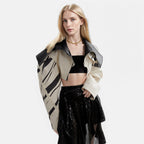 Veste courte à revers contrastés avant-gardiste