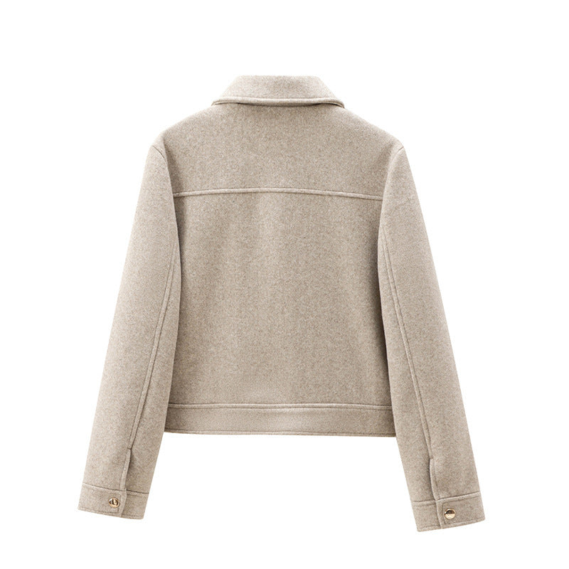 Chaqueta suave con adorno de cremallera para mujer