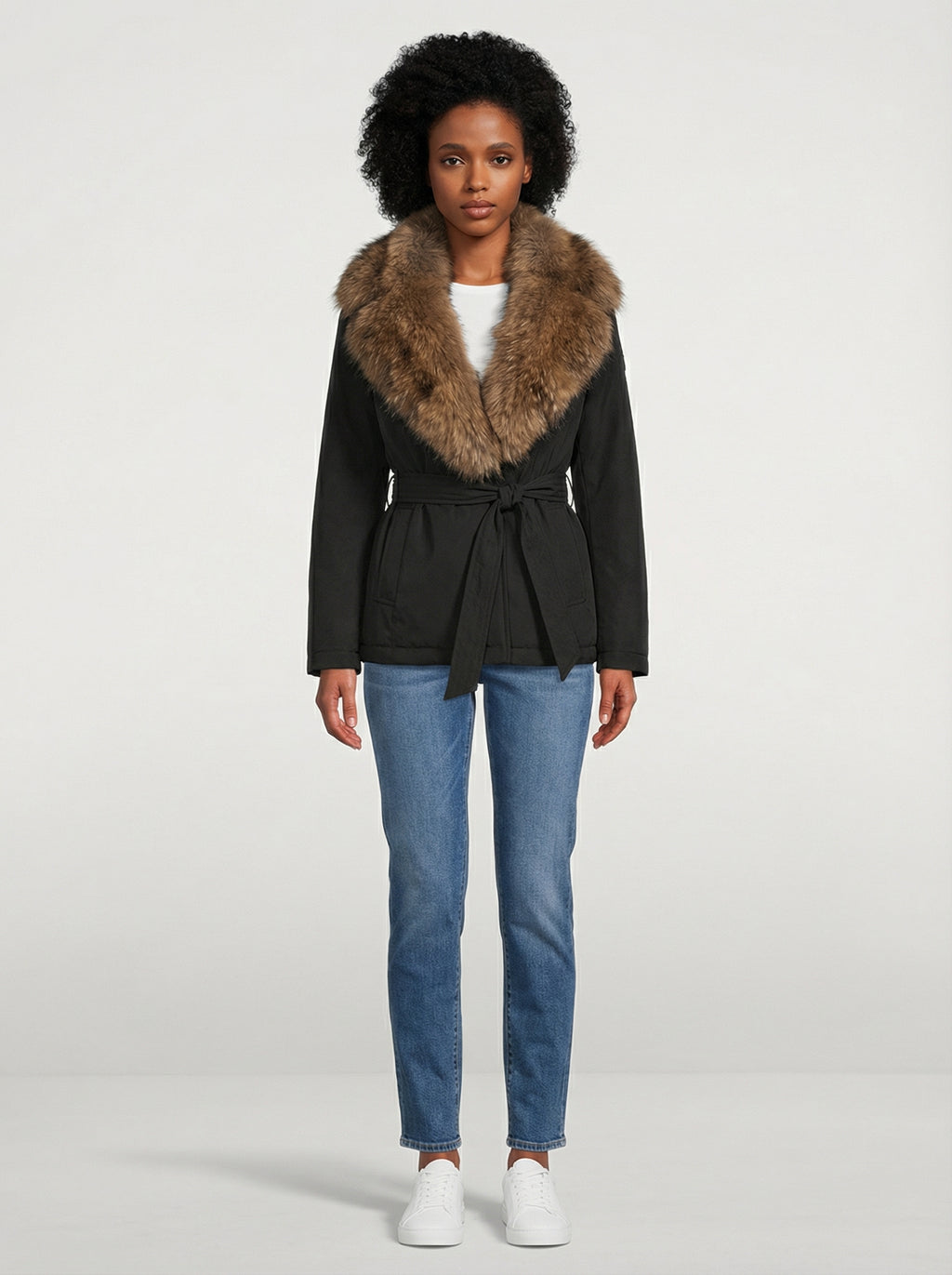 Élégant manteau en laine avec col en fourrure