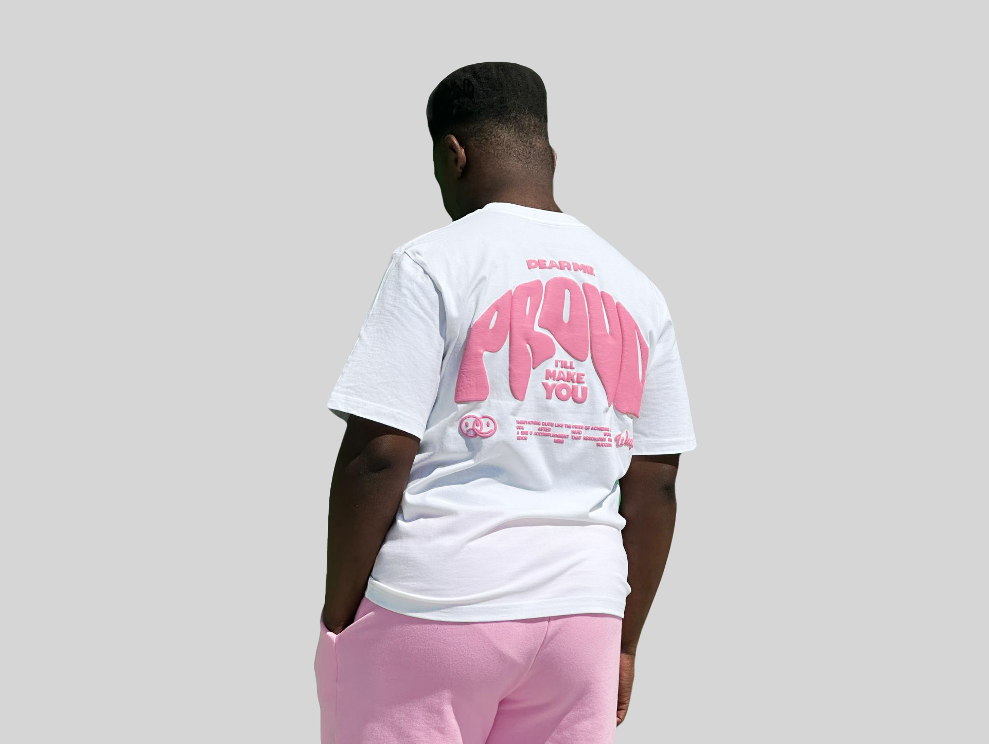 Wutp - White summer T-shirt - Pink Puff print